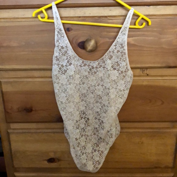 H&M Tops - H&M Pink Lace Bodysuit